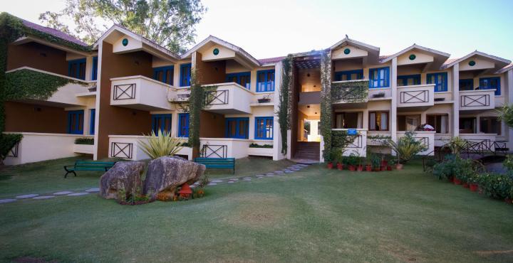 Hotel Hilltone Маунт-Абу Экстерьер фото